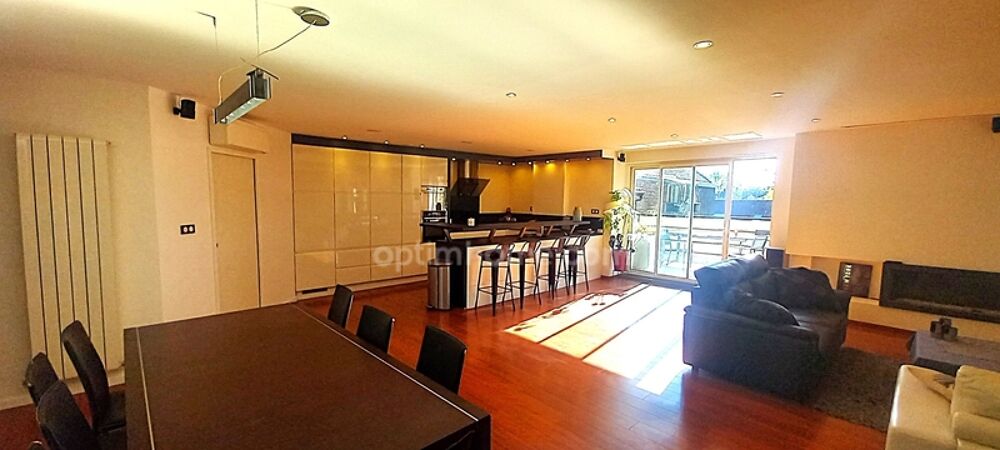 ? À vendre  Spacieux appartement T4 de 160 m² avec terrasse 48m² plein sud à Hem
