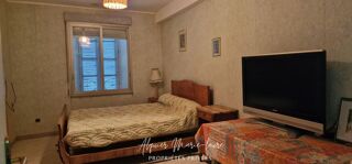  Immeuble � vendre 5 pi�ces 900 m�