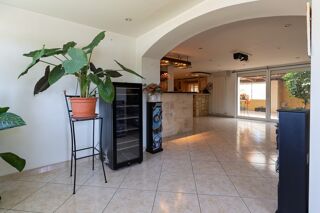  Maison � vendre 10 pi�ces 244 m�