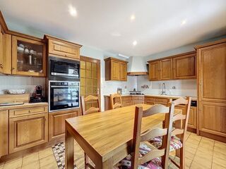  Maison � vendre 8 pi�ces 212 m�