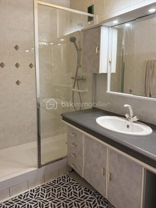  Appartement  vendre 4 pices 79 m