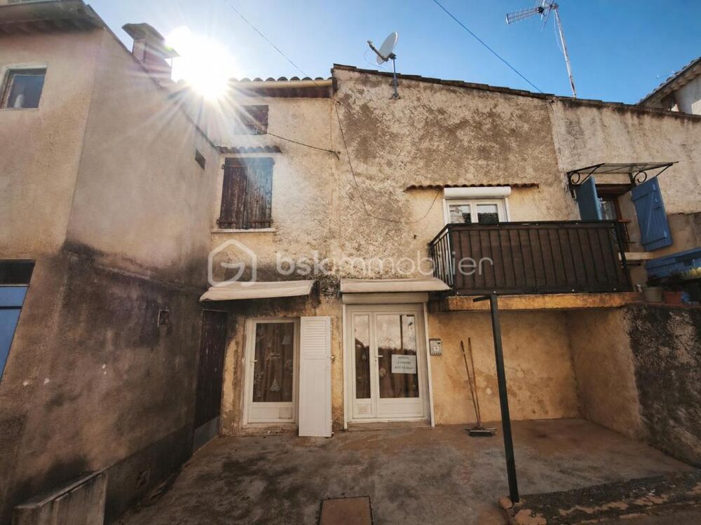 Montagnac-Montpezat (04500)  Maison de village à rénover