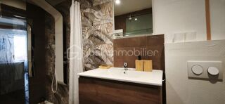  Immeuble à vendre 8 pièces 188 m²