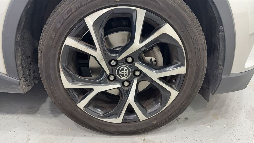 C-HR 1.8 VVT-i 122 Hybrid CVT Distinctive - Automatique Entretien 2019 occasion 54000 Nancy