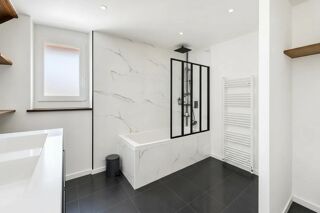  Maison à vendre 8 pièces 205 m²