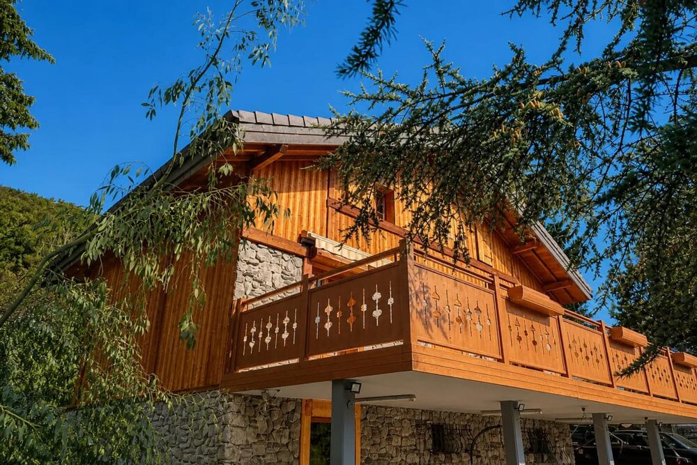 Vente Chalet Maison de 5 pièces de 130 m² à chatillon sur Cluses Chatillon sur cluses