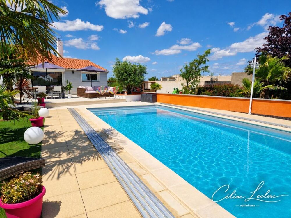 Villa d'Exception 134 m²  Piscine  Jacuzzi  Vue Panoramique sur les Marais  Saint-Michel-en-l'Herm (85)
