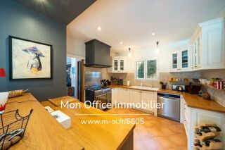  Maison � vendre 8 pi�ces 211 m�