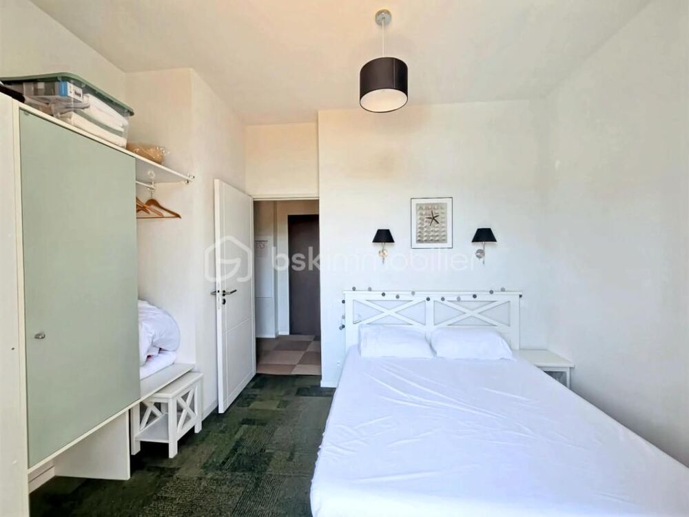 Vente Appartement SUPERBE T2 MEUBLE - PISCINE - DEUX BALCONS - PLACE DE PARKING Baden