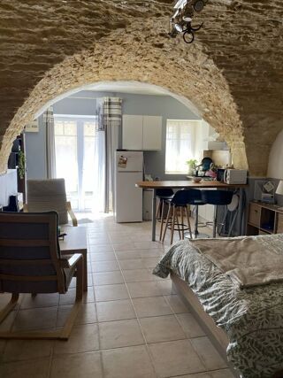  Appartement à louer 1 pièce 31 m² Aujargues