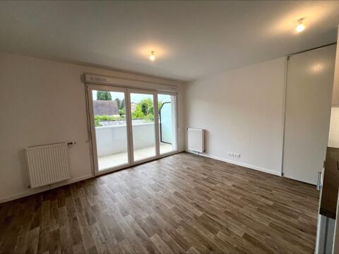   T1 avec balcon à EPONE Appartement - 1 pièce(s) - 28 m²