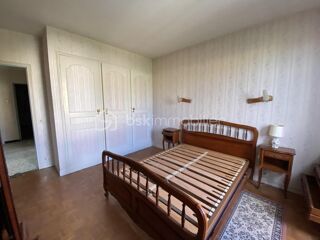  Propri�t�/ch�teau � vendre 7 pi�ces 180 m�