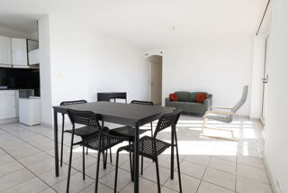  Appartement à louer 3 pièces 57 m²