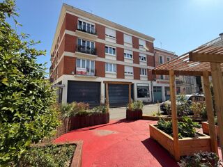  Appartement  vendre 4 pices 108 m