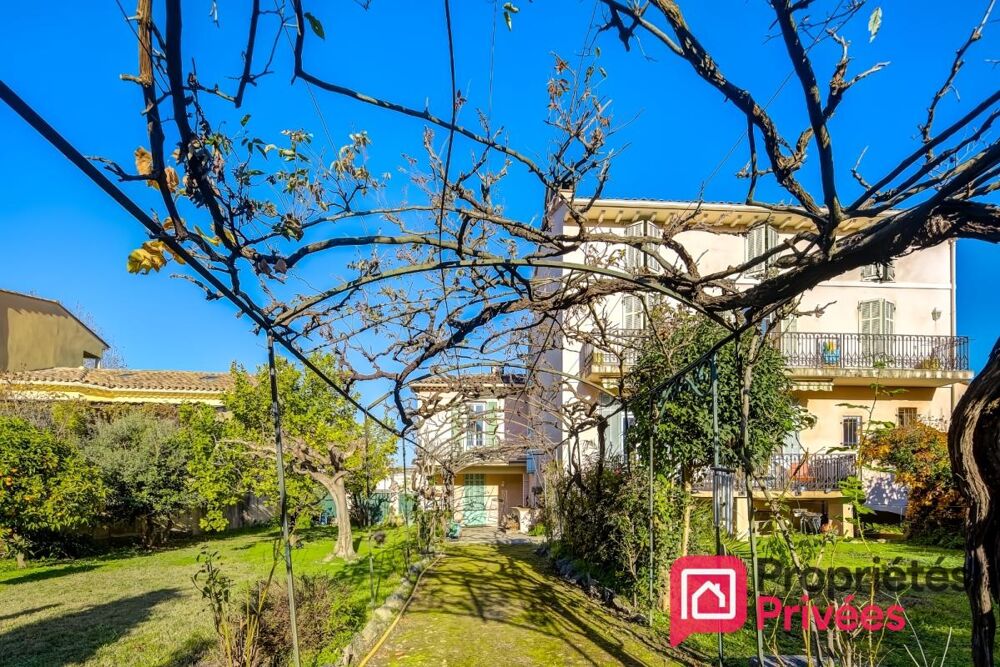Vente Appartement DUPLEX DE CARACTÈRE AVEC GRAND JARDIN, GARAGE ET PARKINGS Cannes la bocca
