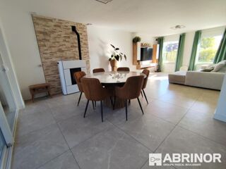  Villa à vendre 5 pièces 156 m²