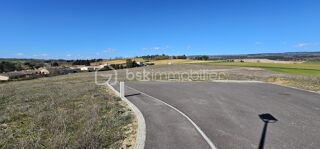  Terrain à vendre 694 m²