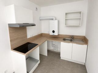  Appartement à louer 2 pièces 46 m²