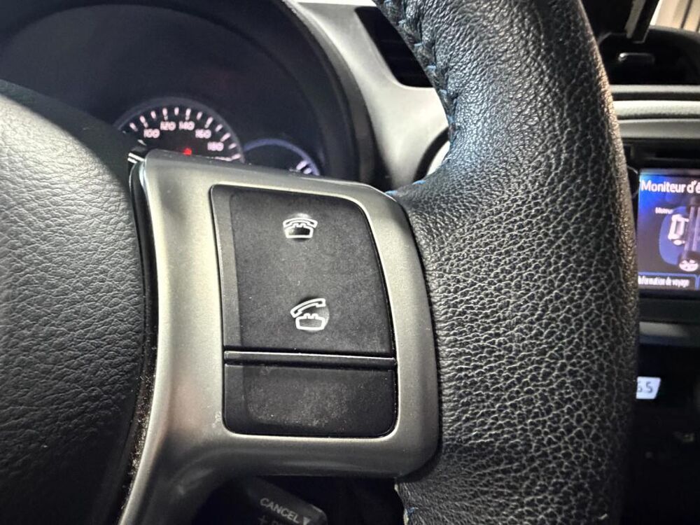 Yaris 1.5 VVTi 16V HSD Hybrid 100h E-CVT 75 cv Bo&icirc;te auto 2014 occasion 85190 Venansault