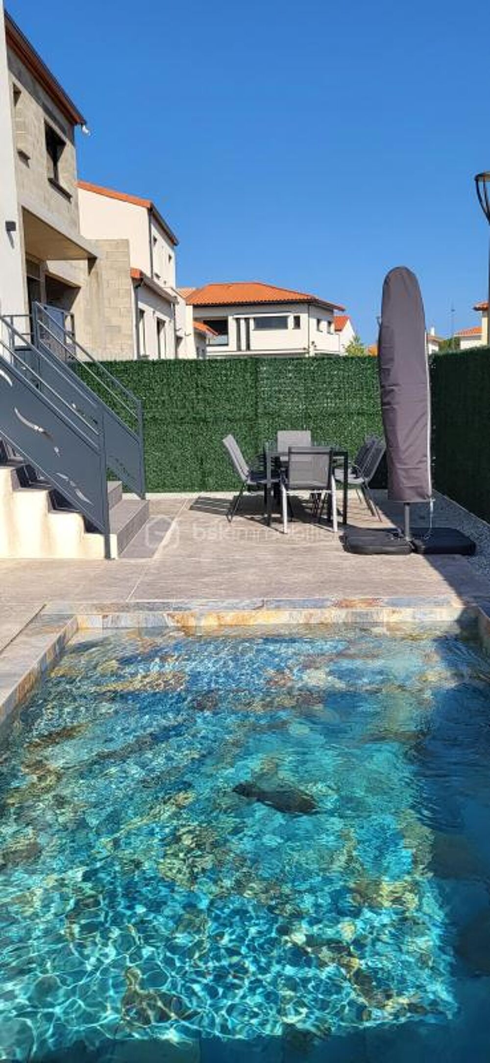 Magnifique villa neuve avec piscine