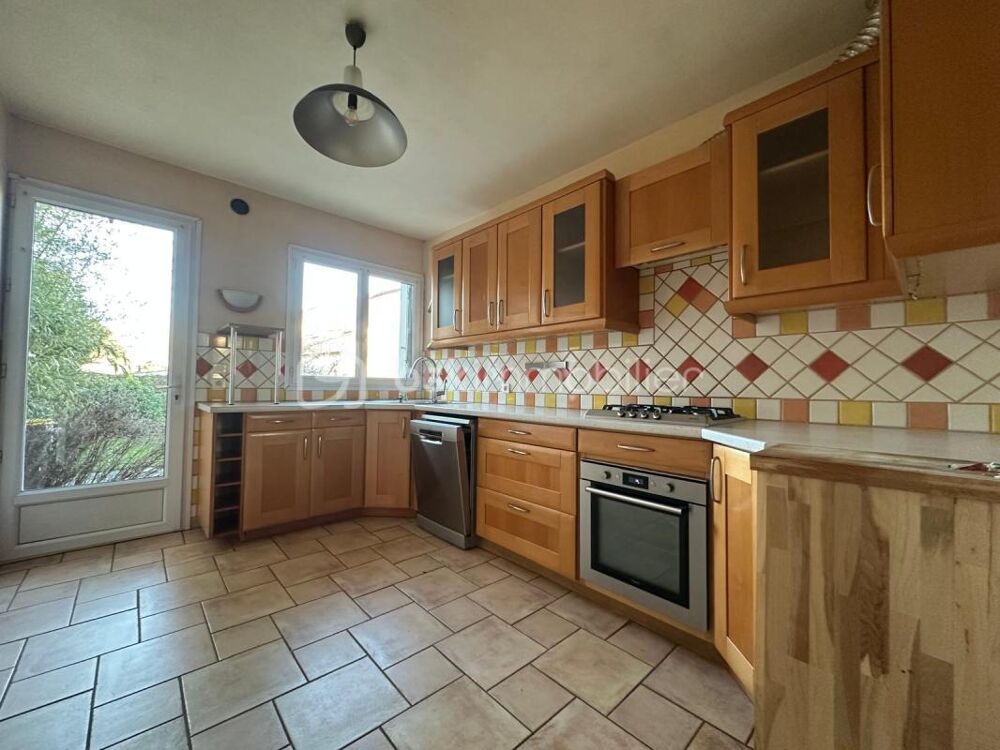 Vente Maison Maison familiale avec sous sol Ozouer le voulgis