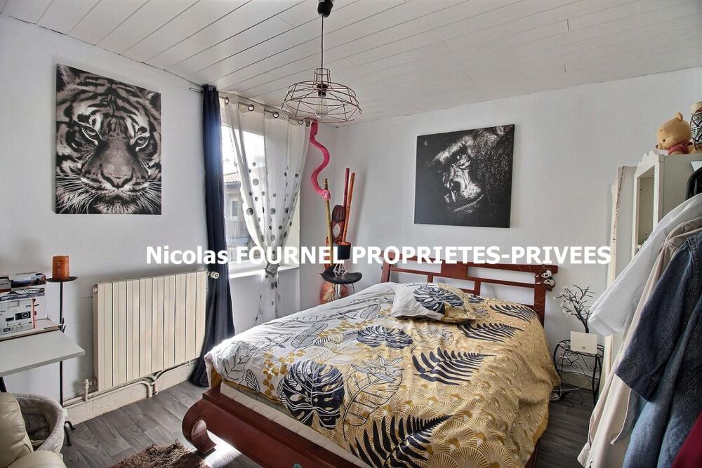 Vente Maison **EXCLUSIVITE** Tarentaise 42660 Propri�t� en pierres comprenant en rez de chauss�e une ancienne auberge de 144m� (possibilit� d Tarentaise
