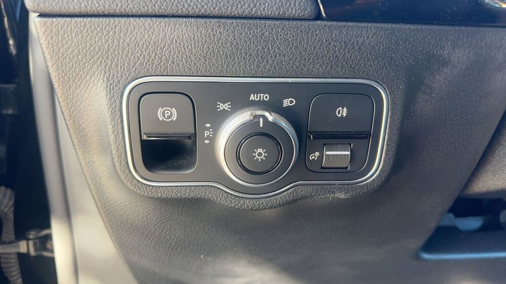Classe B 180 d 116 8G-DCT Style Line Edition - Automatique Entretien 2021 occasion 85360 La Tranche Sur Mer