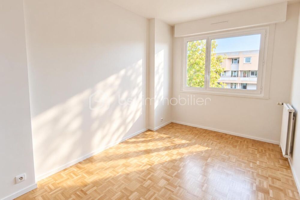 Vente Appartement Appartement 3 pièces 78 m² – dernier étage – grande pièce de vie traversante – balcon & parking Guyancourt