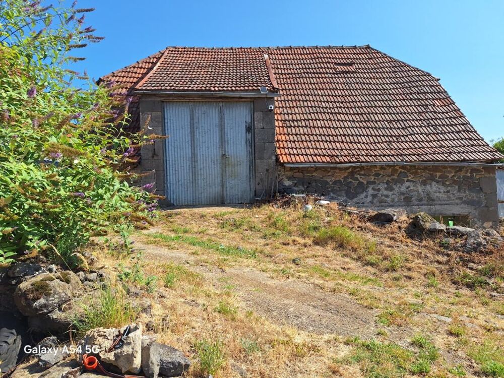 Grange + petit bâtiment