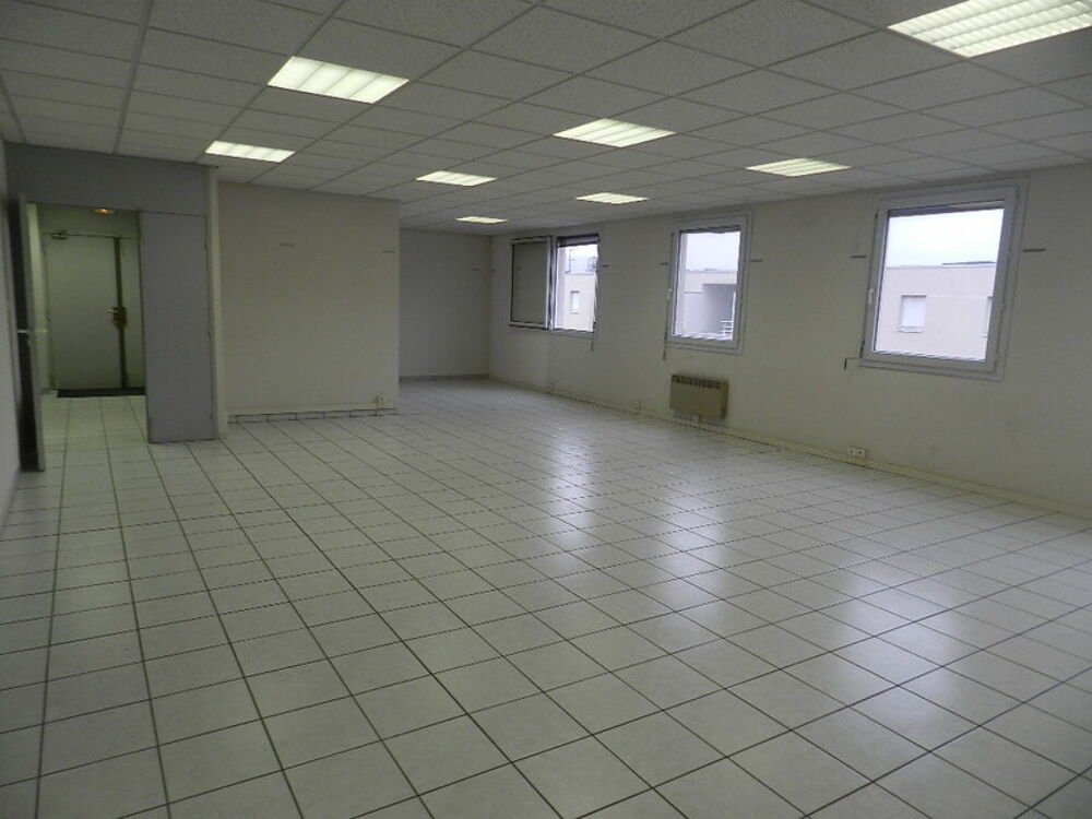   Dpt Isère (38), à louer GRENOBLE Bureau 127 M² Grenoble