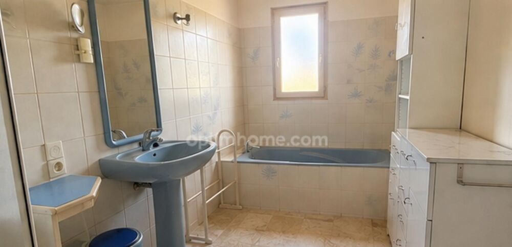 Vente Maison Maison à vendre 5 pièces MORTAGNE SUR SEVRE (85) Mortagne sur sevre