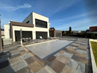  Maison � vendre 6 pi�ces 225 m�