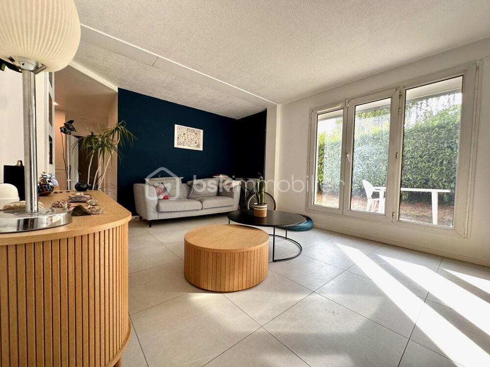 Vente Appartement Appartement 3 pièces 72 m² avec jardin privatif de 400 m² – Cergy Préfecture Cergy