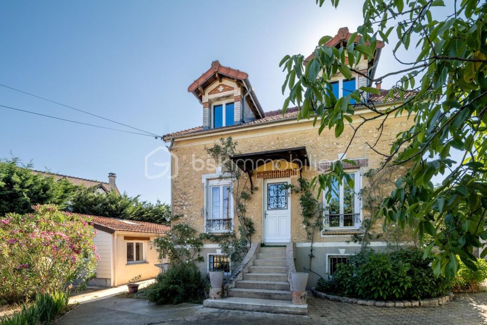 MAISON MEULIÈRE AVEC SOUS-SOL + STUDIO INDÉPENDANT - BERGES DE SEINE & FORÊT À 700M