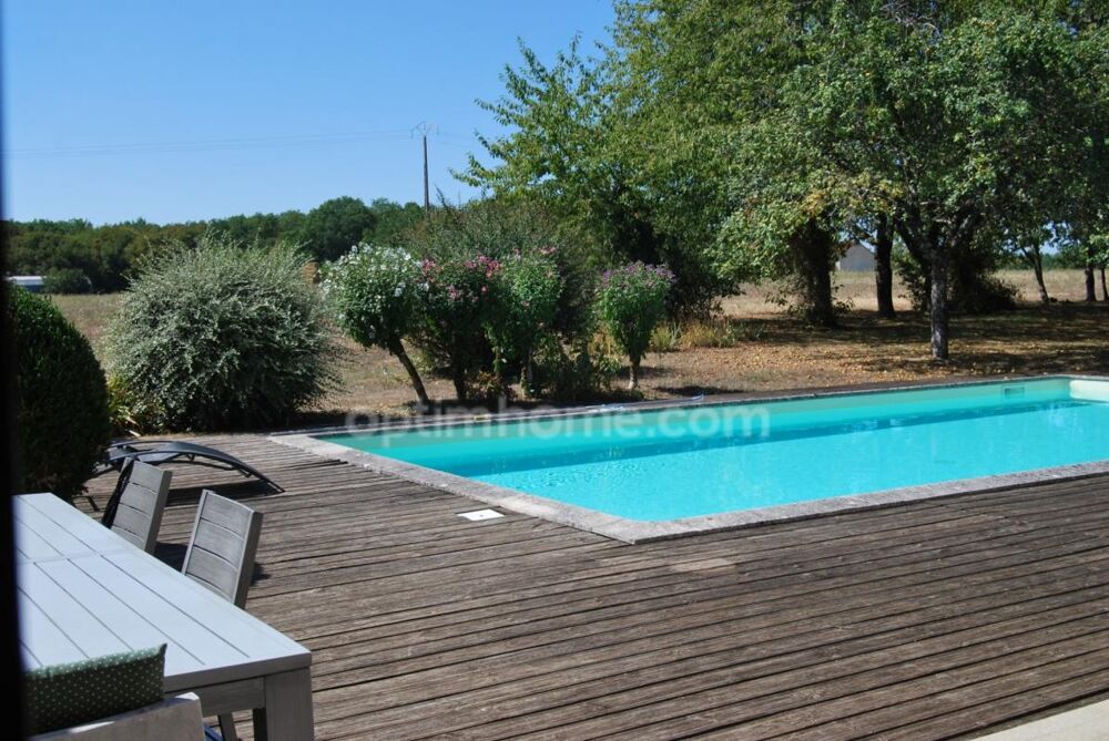 Belle maison familiale de plain pied de 140m2 avec piscine