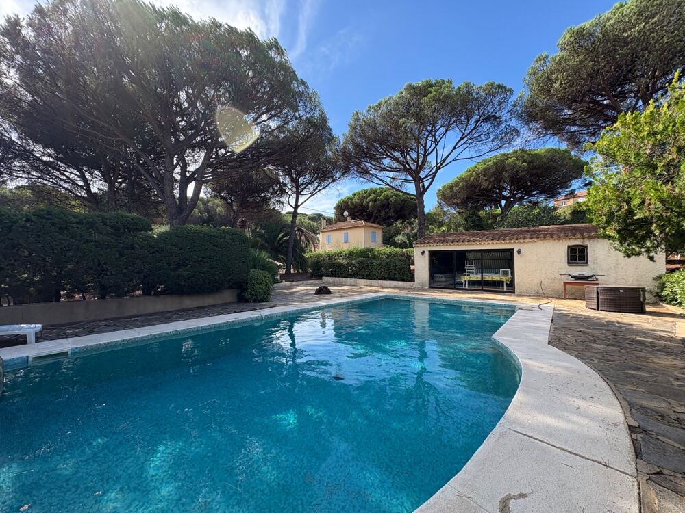 Propriété dexception avec deux villas et piscine  Sainte-Maxime, secteur Sémaphore