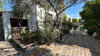  Villa  vendre 5 pices 180 m