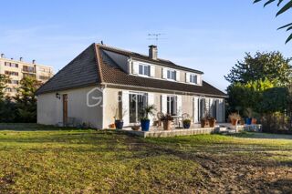  Maison � vendre 8 pi�ces 189 m�