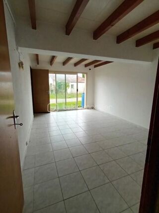  Maison à vendre 14 pièces 379 m²