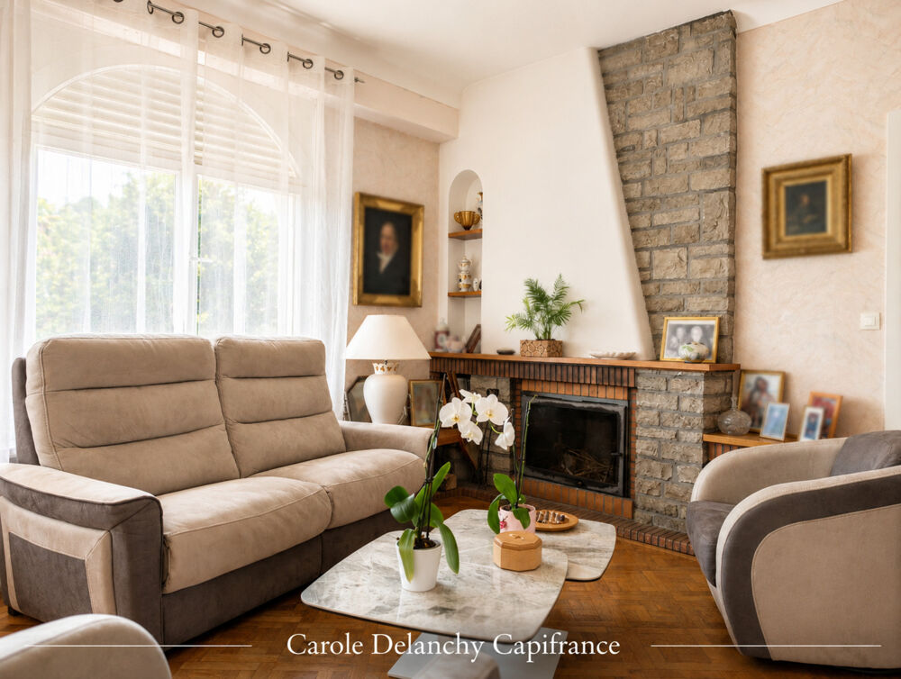 Maison d'architecte, 170 m² + 90 m² sur terrain de 1500 m² à AIRE SUR L'ADOUR (40)