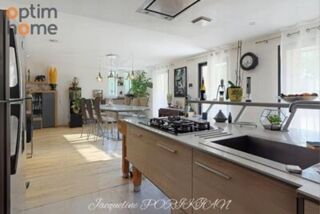  Maison � vendre 5 pi�ces 200 m�