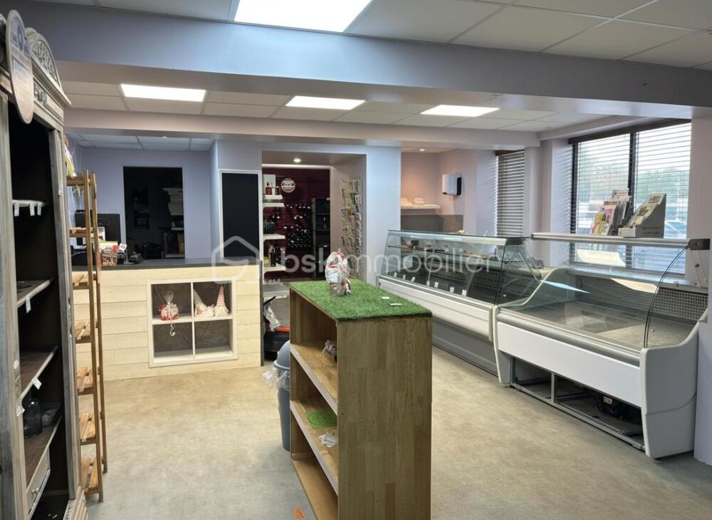   Local commercial avec appartement 