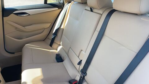 X1 sDrive 18d 143 Steptronic8 Lounge Plus - Premi&egrave;re main Autom 2014 occasion 17100 Saintes