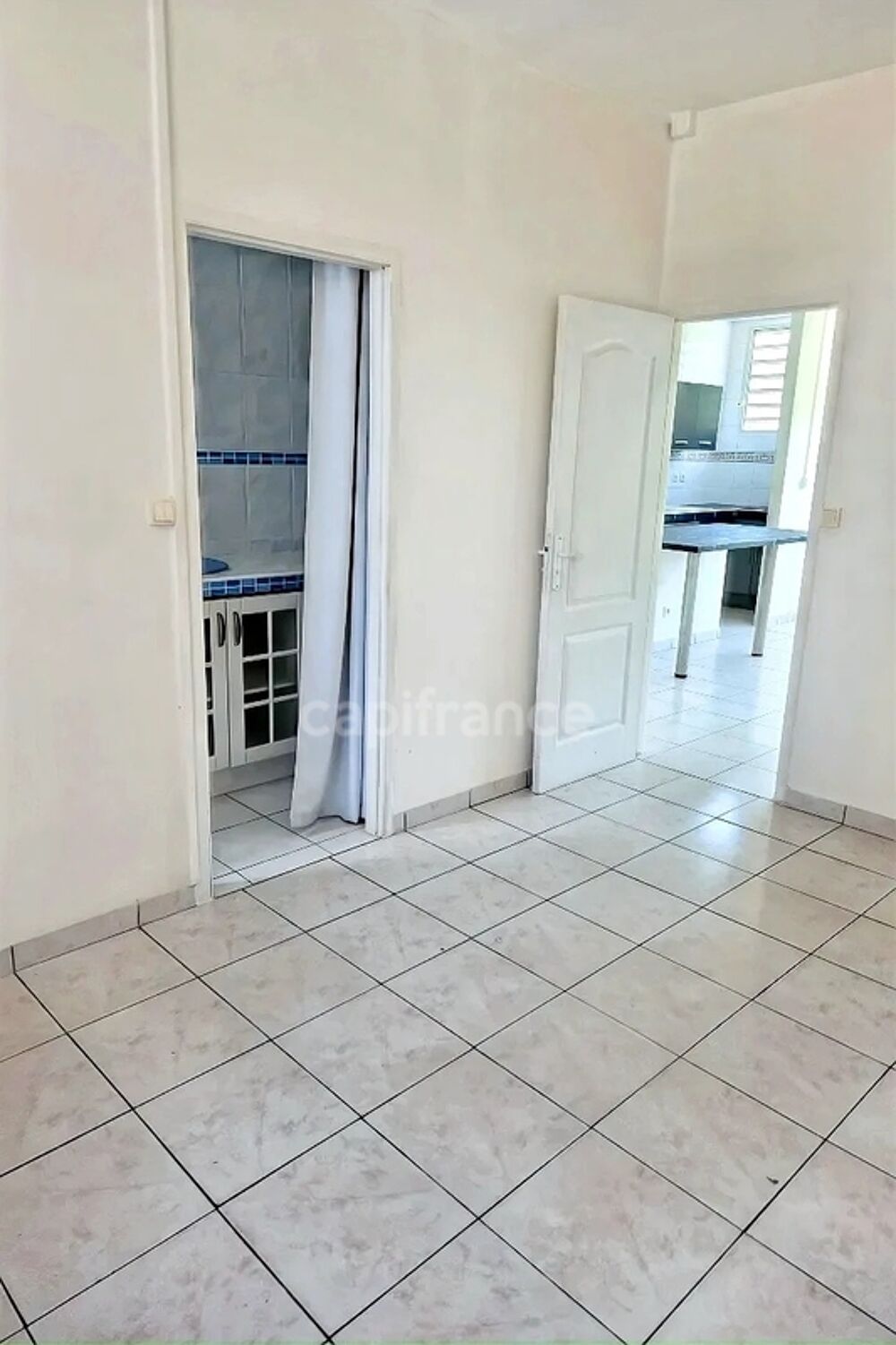 Appartement T2 lumineux au calme  Centre-ville de Cayenne