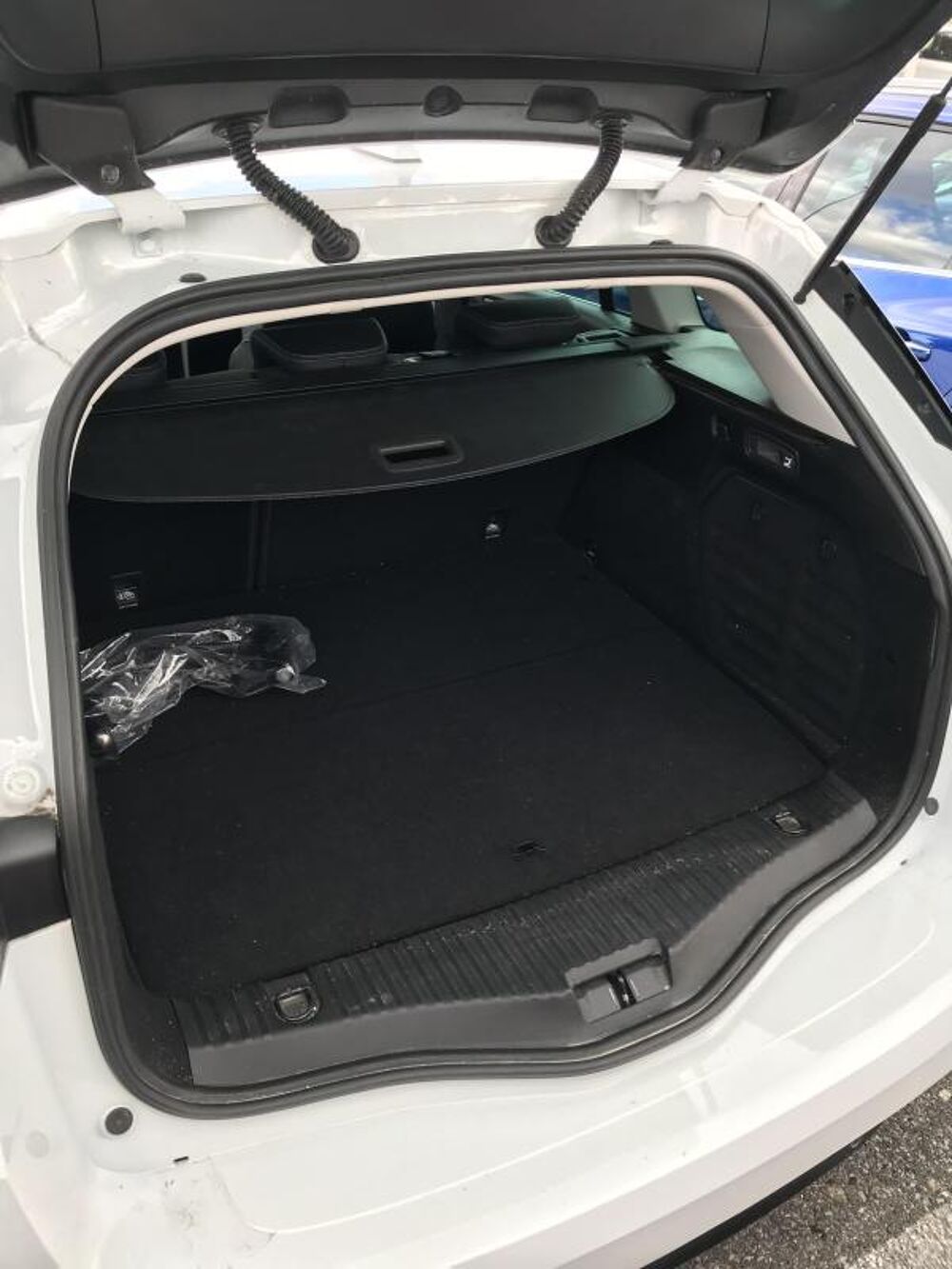 M&eacute;gane E TECH PLUG IN 160 HYBRID INTENS 2021 occasion 38160 Chatte