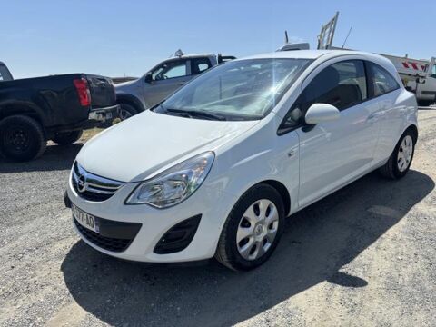 Opel corsa 1.2 - 85 ch Twinport Edition