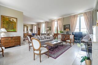 Propriété/château à vendre 11 pièces 421 m²