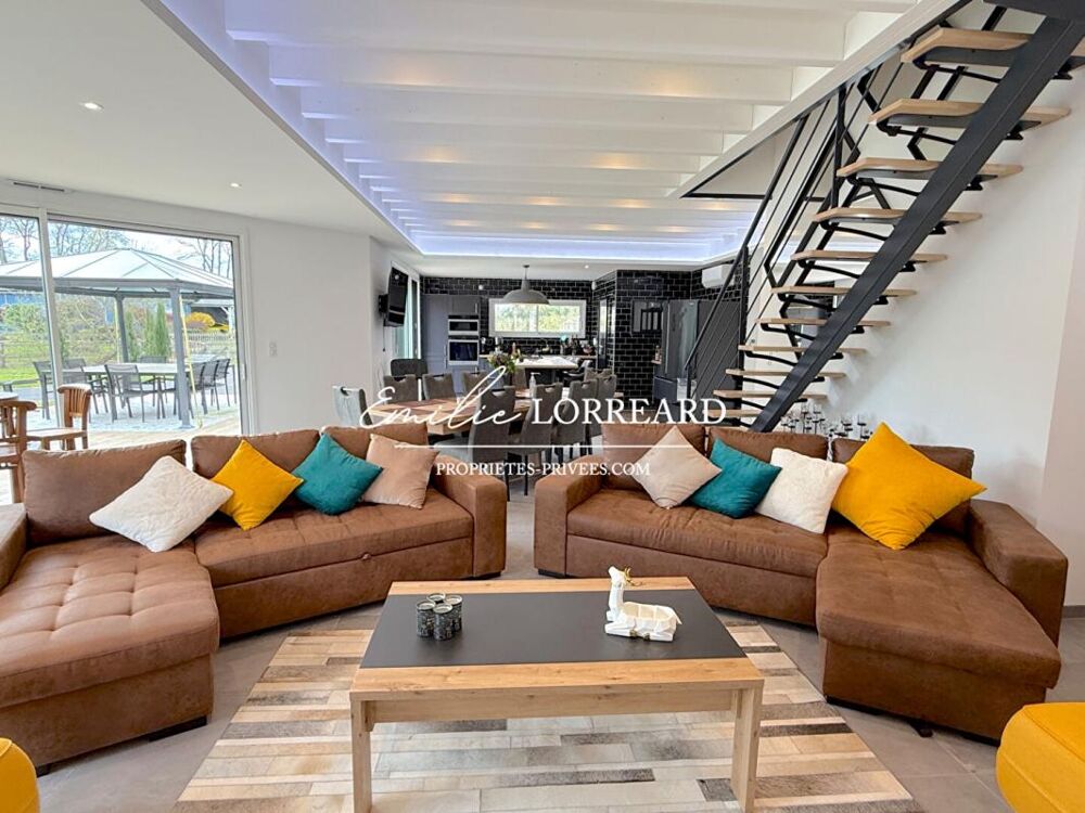 Vente Maison Maison Spay 6 pièce(s) 216 m2 Arnage