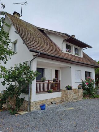  Maison à louer 8 pièces 150 m²