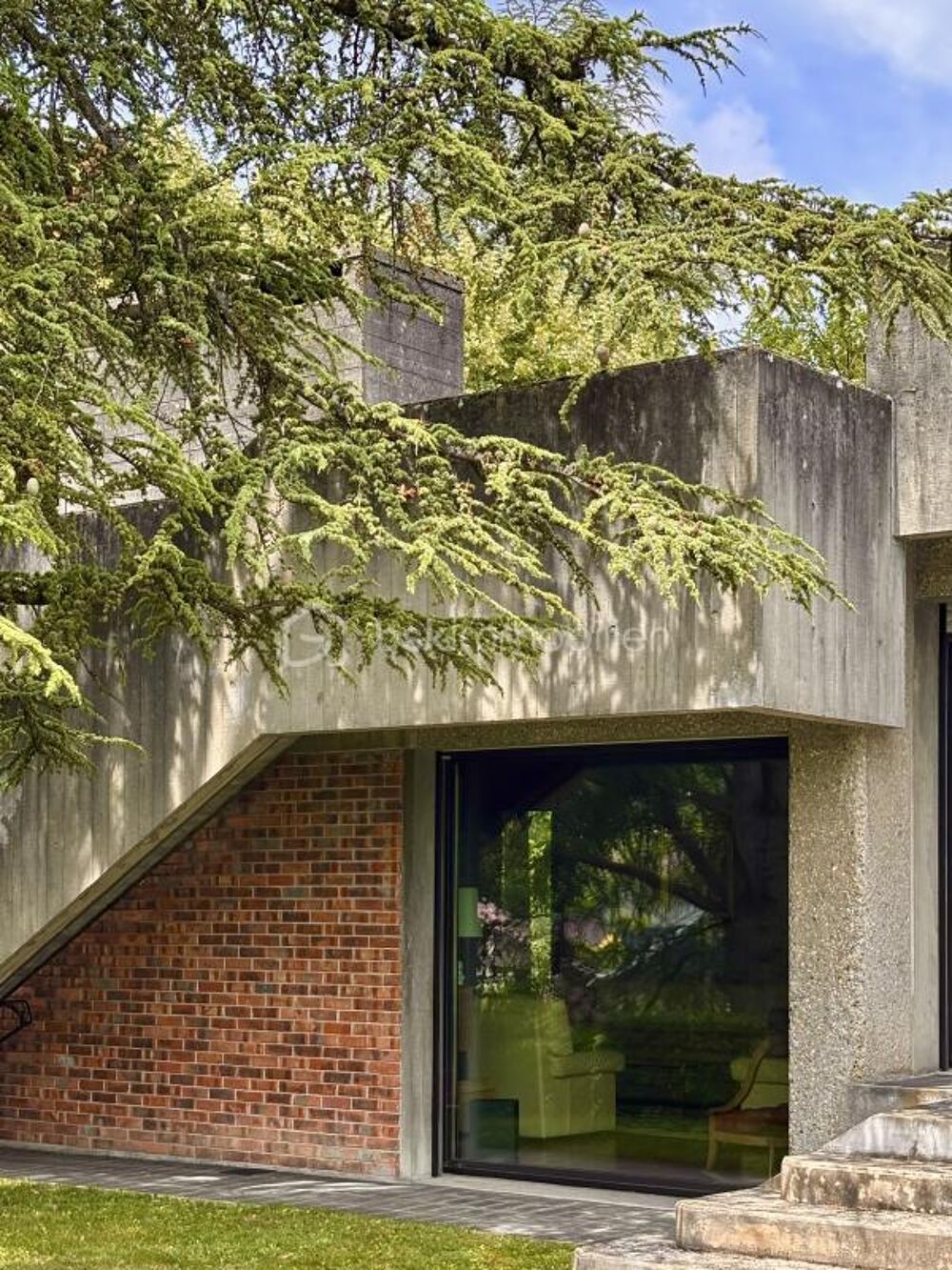 Vente Maison Grenoble-Gières, aux portes du Grésivaudan, un belvédère brutaliste Grenoble